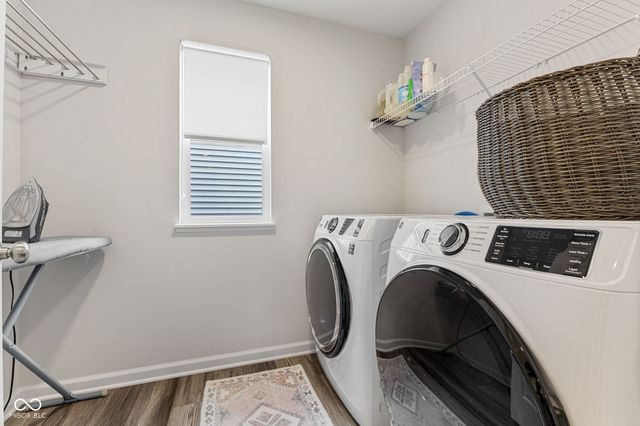 5206 Triple Crown Way, Indianapolis, IN 46237