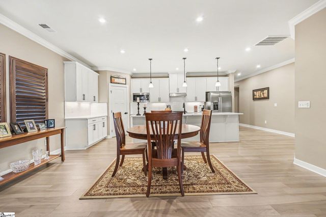 1288 Fiddletree Lane, Woodruff, SC 29388