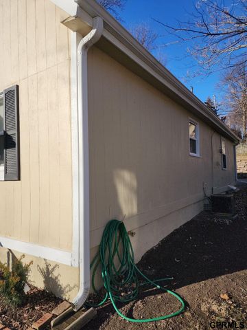 3116 N 57th Street, Omaha, NE 68104