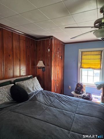 40 Suffolk Drive, East Hartford, CT 06118