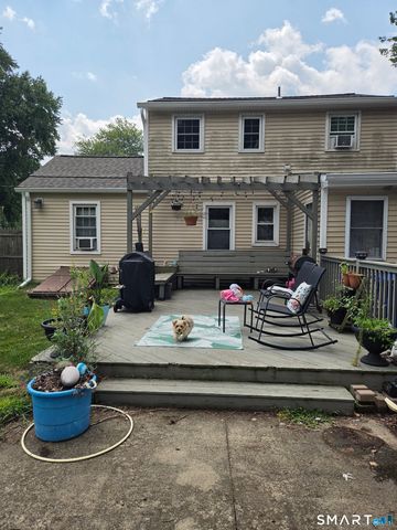 40 Suffolk Drive, East Hartford, CT 06118