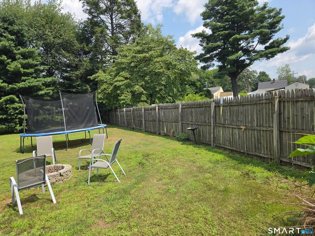 40 Suffolk Drive, East Hartford, CT 06118