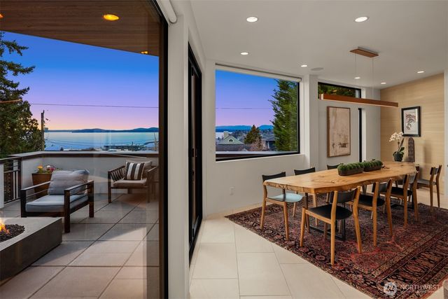 1400 Olympic Way W, Seattle, WA 98119