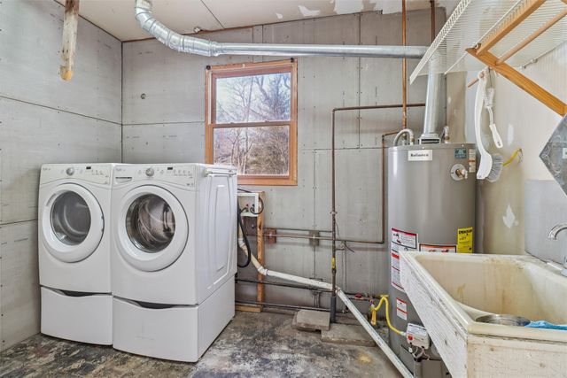 5640 SE 68th Place, Carlisle, IA 50047