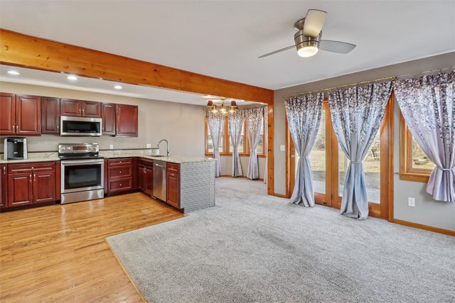 5640 SE 68th Place, Carlisle, IA 50047