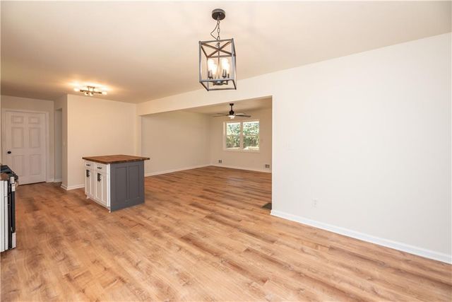 1024 Topaz Lane, Villa Rica, GA 30180