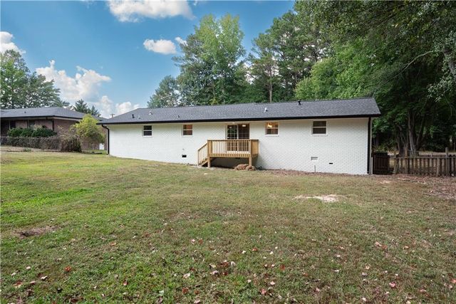 1024 Topaz Lane, Villa Rica, GA 30180