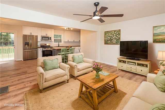 1024 Topaz Lane, Villa Rica, GA 30180