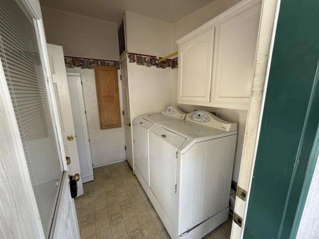 8301 Mission Gorge 32, Santee, CA 92071