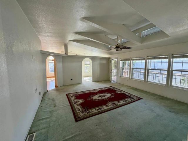 8301 Mission Gorge 32, Santee, CA 92071