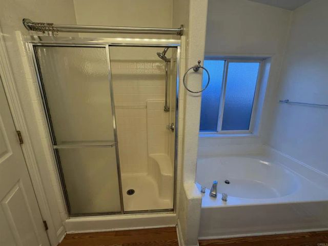 8301 Mission Gorge 32, Santee, CA 92071