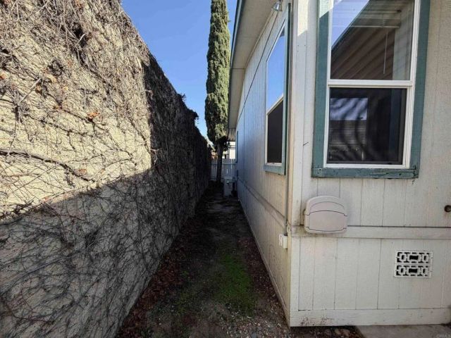 8301 Mission Gorge 32, Santee, CA 92071