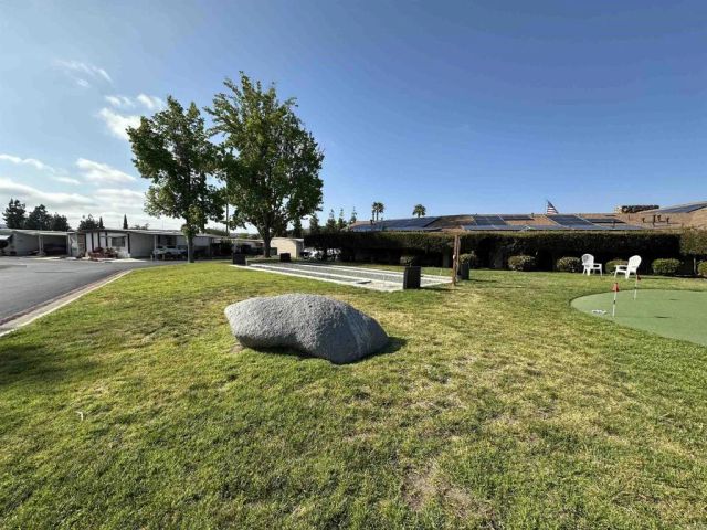 8301 Mission Gorge 32, Santee, CA 92071