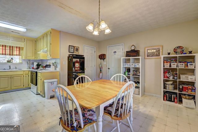 546 New Hope Road, Mcdonough, GA 30252