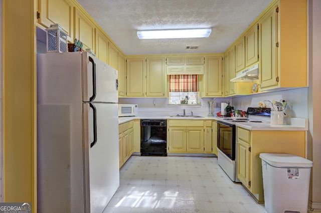 546 New Hope Road, Mcdonough, GA 30252