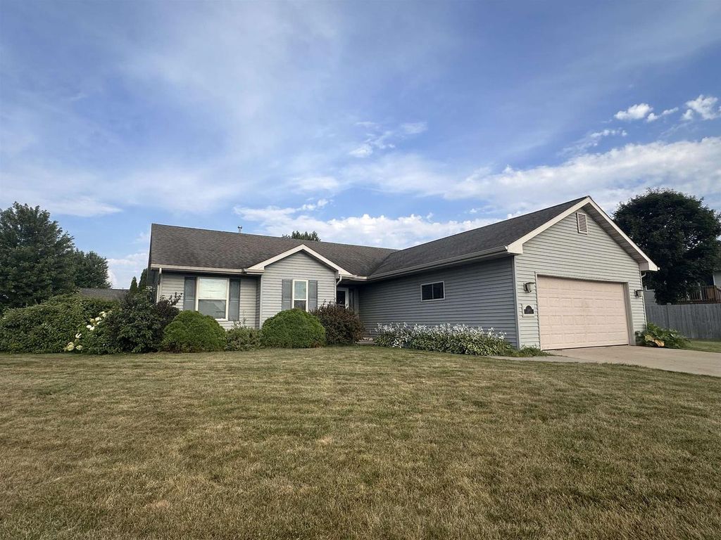 1140 BARBARY LANE, Winneconne, WI 54986