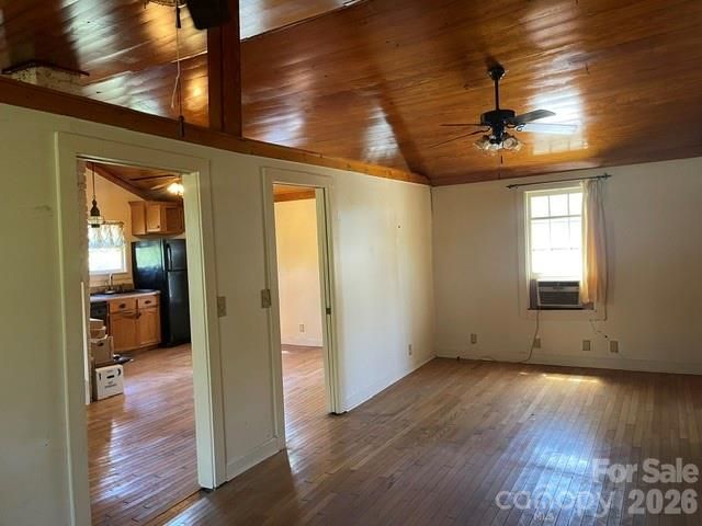 1610 Willow Road, Hendersonville, NC 28739