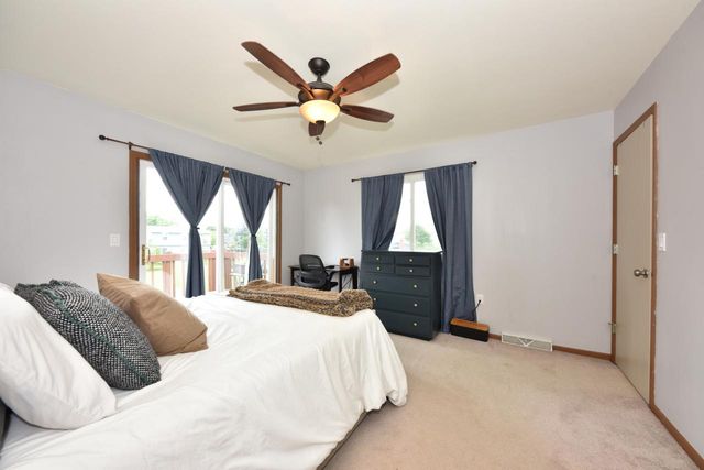 1467 2nd AVENUE, Port Washington, WI 53074