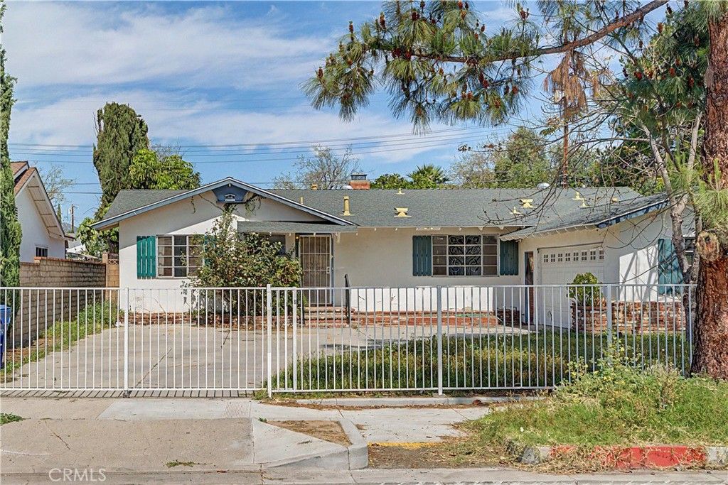 Image 1 of property listing at 22337 Strathern Street, Canoga Park, CA 91304