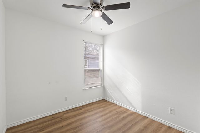 3831 Opal Avenue, Dallas, TX 75216