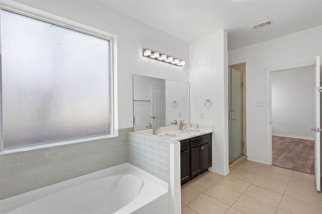 3831 Opal Avenue, Dallas, TX 75216