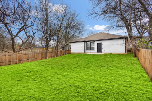 3831 Opal Avenue, Dallas, TX 75216