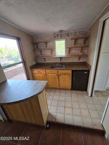 7005 N Montecatina Drive, Tucson, AZ 85704