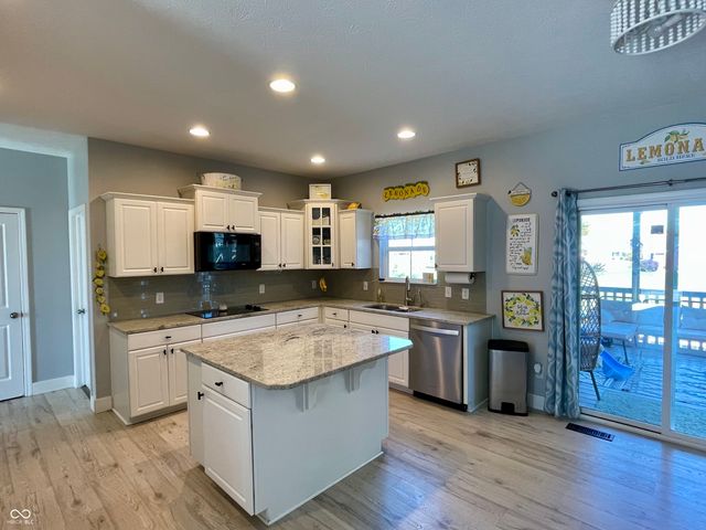 4022 Sunnyside Court, Danville, IN 46122