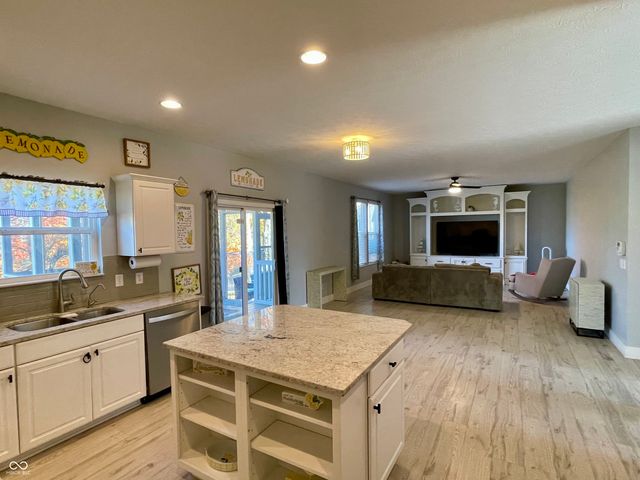 4022 Sunnyside Court, Danville, IN 46122