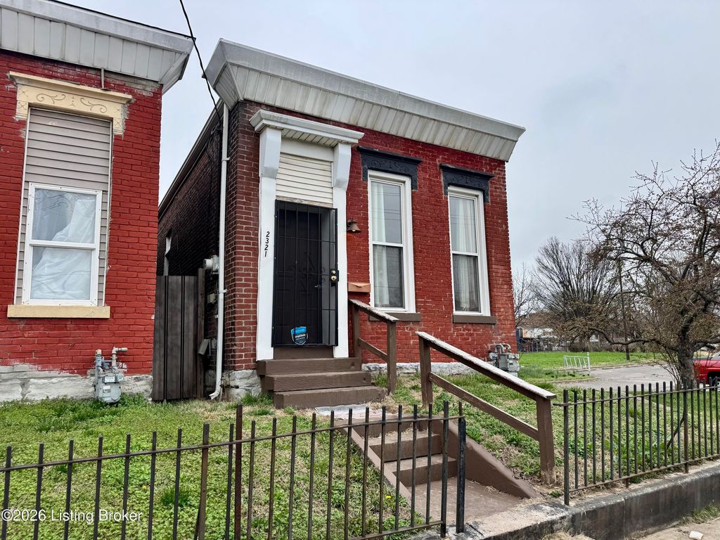 2321 W Market St, Louisville, KY 40212