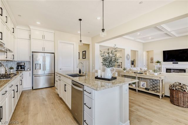 148 Stone Mesa Court, Henderson, NV 89011