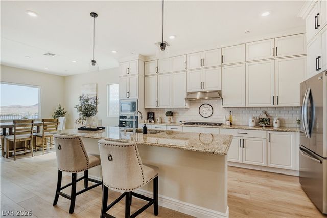 148 Stone Mesa Court, Henderson, NV 89011