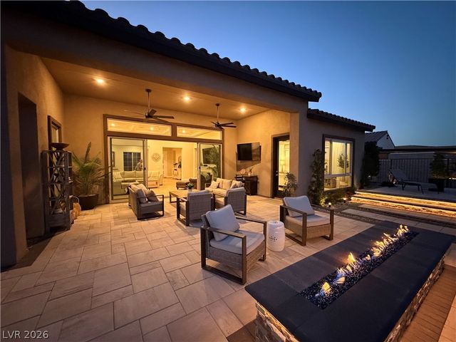 148 Stone Mesa Court, Henderson, NV 89011