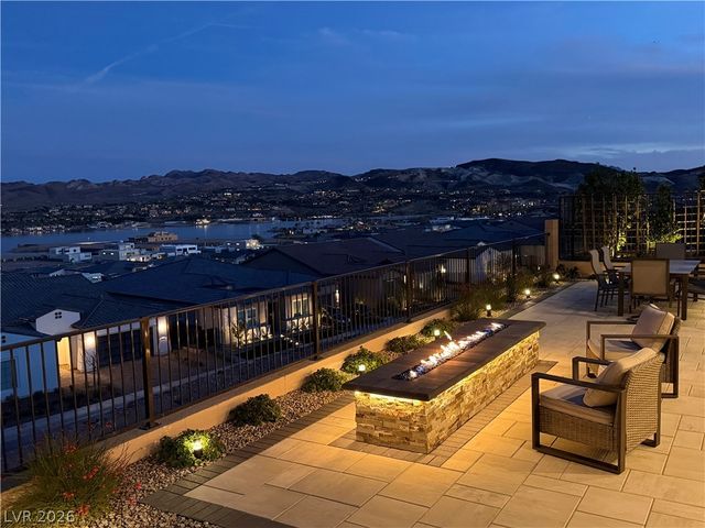 148 Stone Mesa Court, Henderson, NV 89011