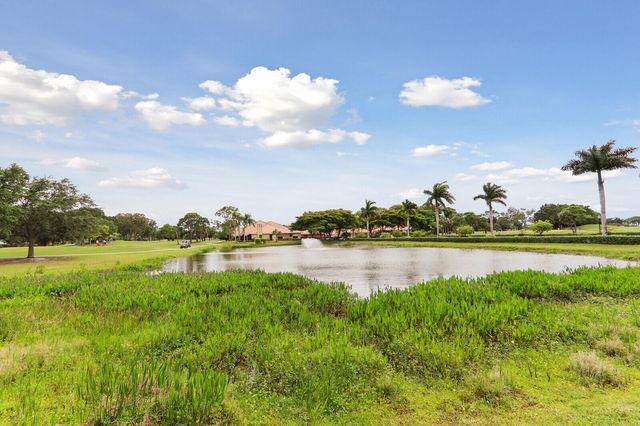 2 Old Fence Road, Palm Beach Gardens, FL 33418