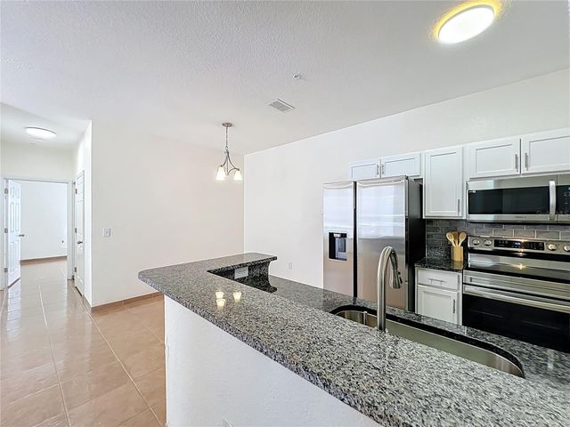 837 GRAND REGENCY POINT 103, Altamonte Springs, FL 32714