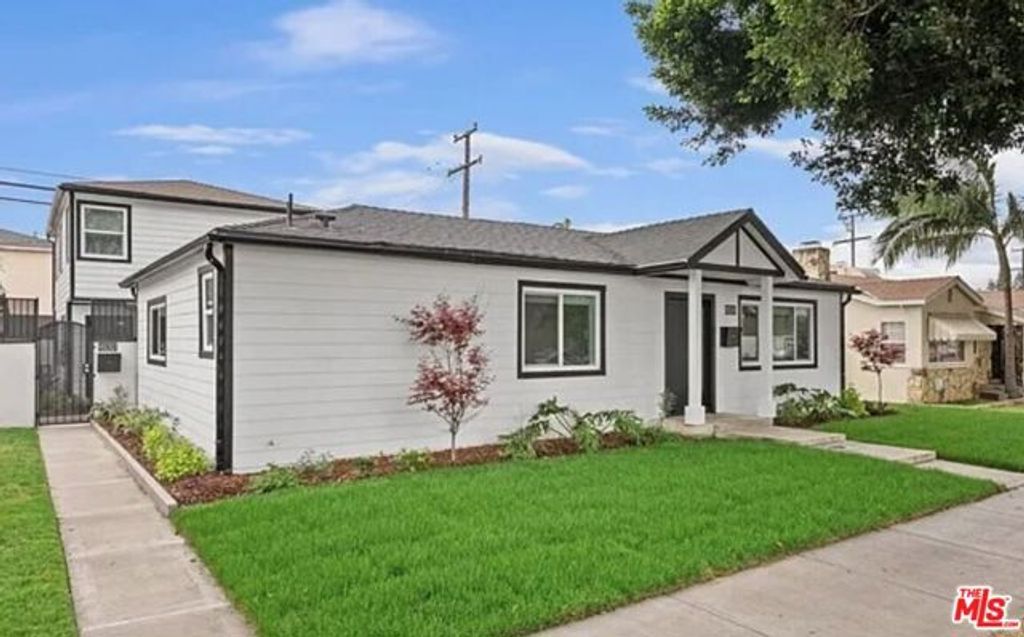6132 Myrtle Avenue, Long Beach, CA 90805