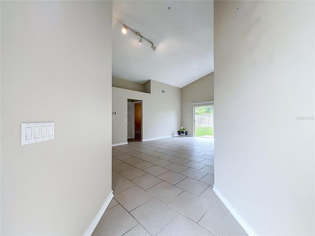 930 RIVECON AVENUE, Orlando, FL 32825