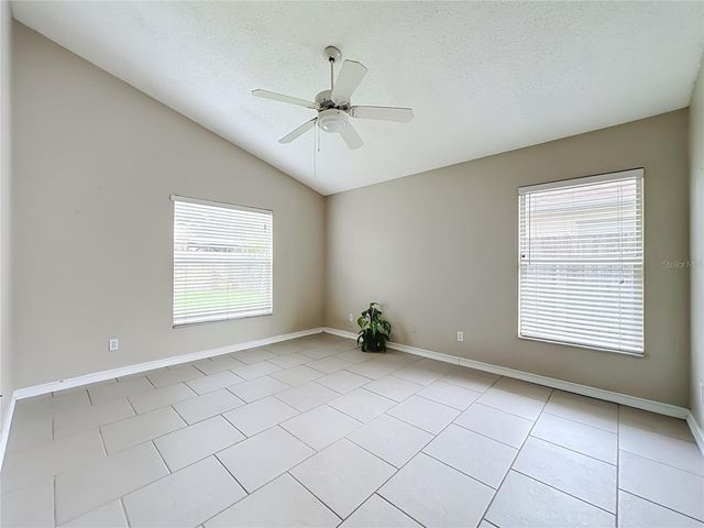 930 RIVECON AVENUE, Orlando, FL 32825