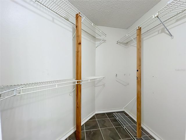 930 RIVECON AVENUE, Orlando, FL 32825