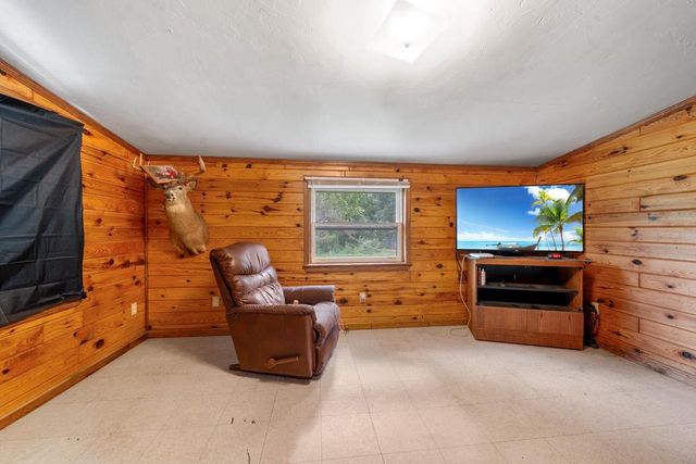 3288 PETERSON ROAD, Green Bay, WI 54311