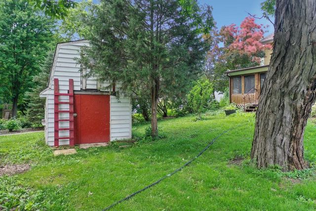 3288 PETERSON ROAD, Green Bay, WI 54311