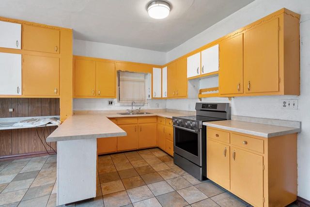 3288 PETERSON ROAD, Green Bay, WI 54311