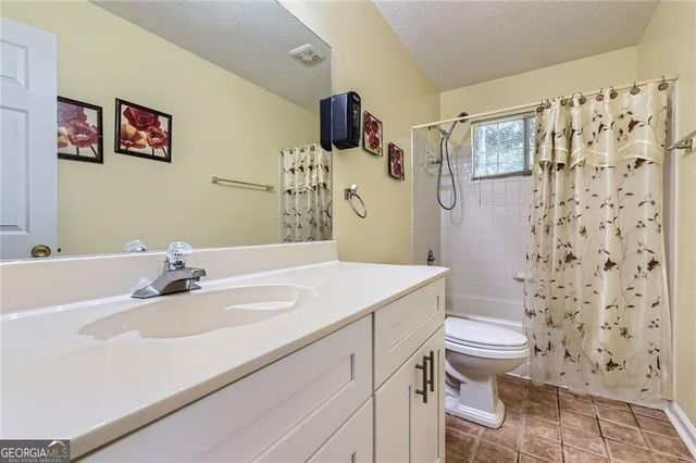 1736 Mossy Rock Cove, Lithonia, GA 30058