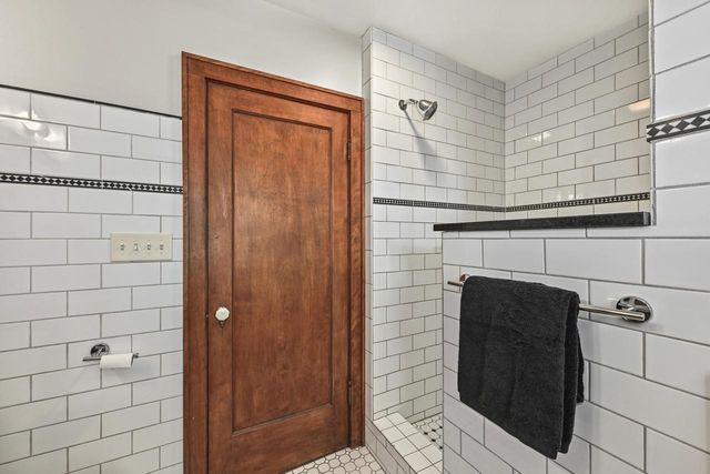 2350 Lefeber AVENUE, Wauwatosa, WI 53213