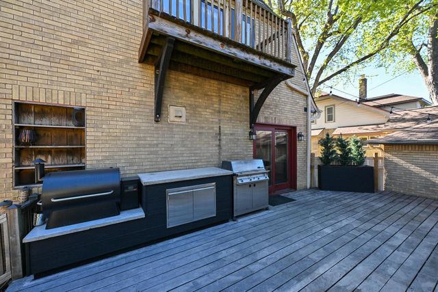 2350 Lefeber AVENUE, Wauwatosa, WI 53213