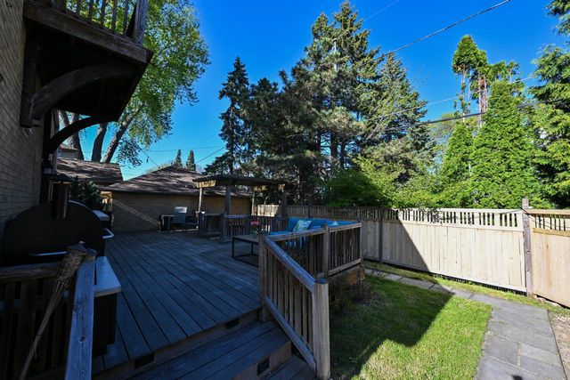 2350 Lefeber AVENUE, Wauwatosa, WI 53213