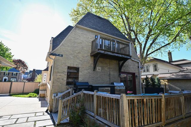 2350 Lefeber AVENUE, Wauwatosa, WI 53213