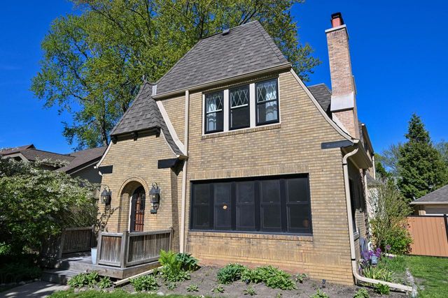 2350 Lefeber AVENUE, Wauwatosa, WI 53213