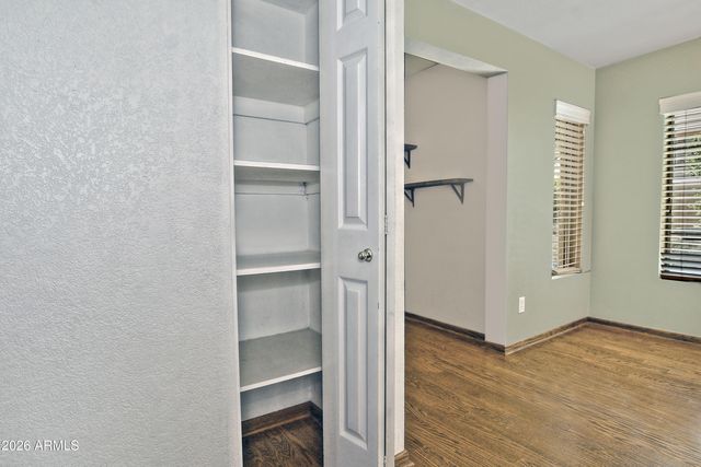 1335 E SUNBURST Lane, Tempe, AZ 85284